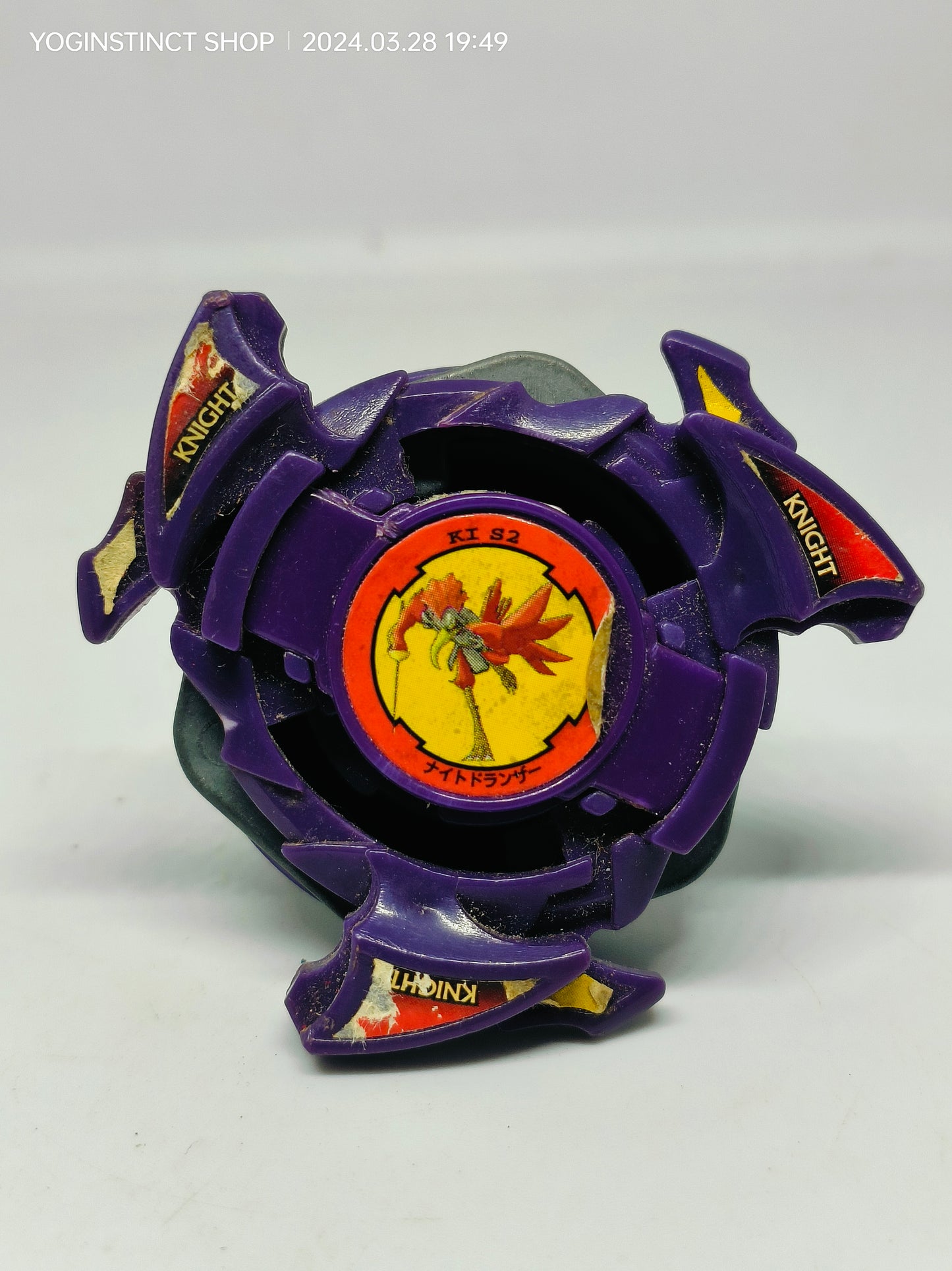 A-39 Knight Dranzer (A) - Takaratomy Beyblade: V-Force