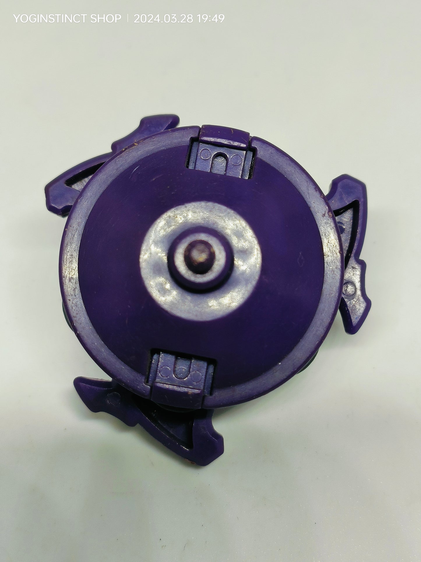 A-39 Knight Dranzer (A) - Takaratomy Beyblade: V-Force