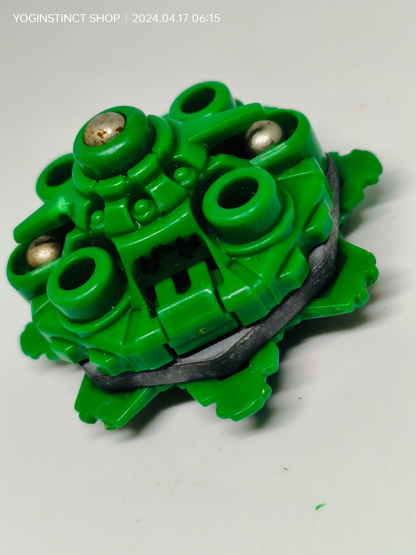 A-35 Draciel F (H)  - Takaratomy Beyblade: Shoot