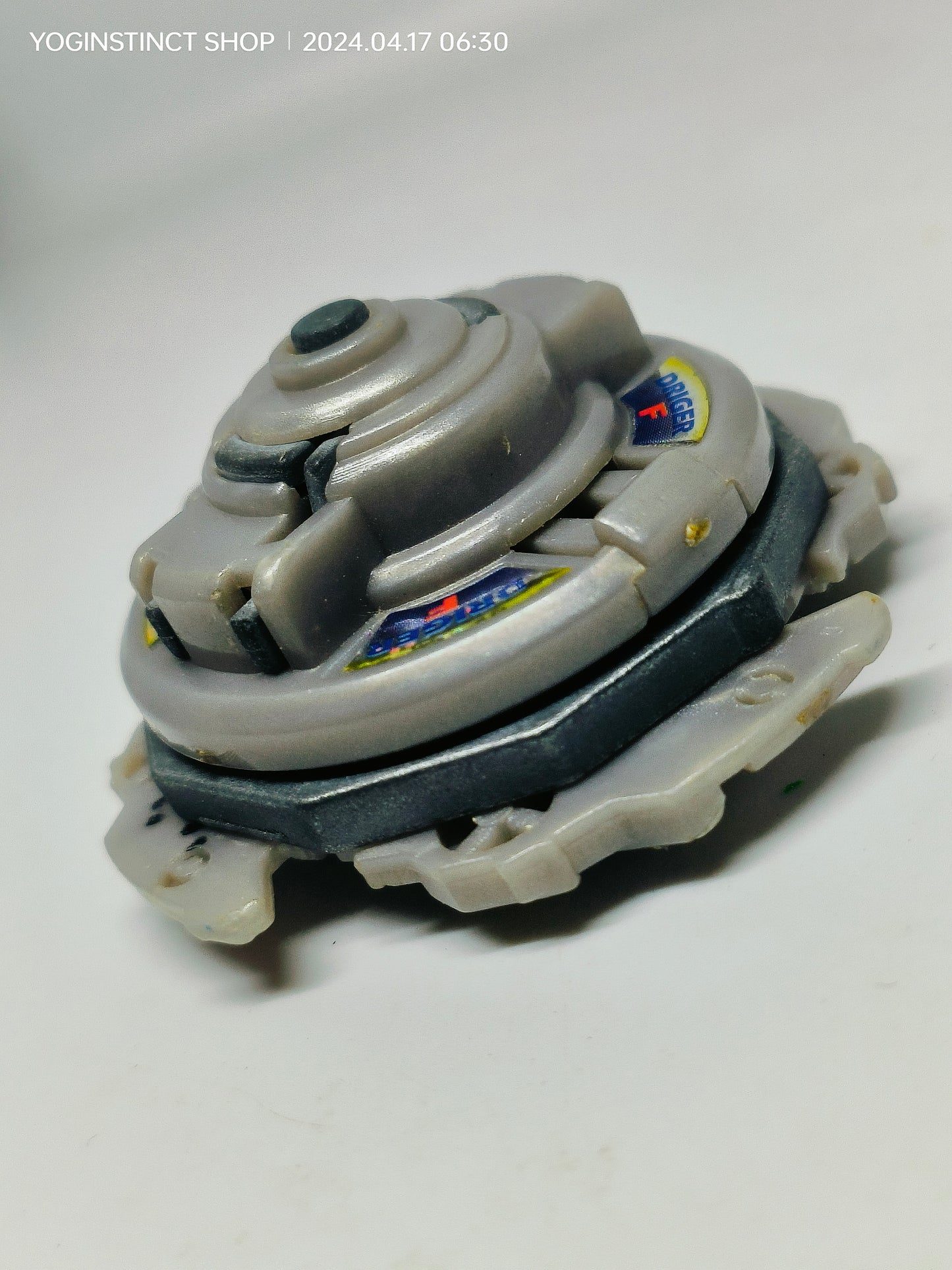 A-24 Driger F / Fang (H) - Takaratomy Beyblade: Shoot