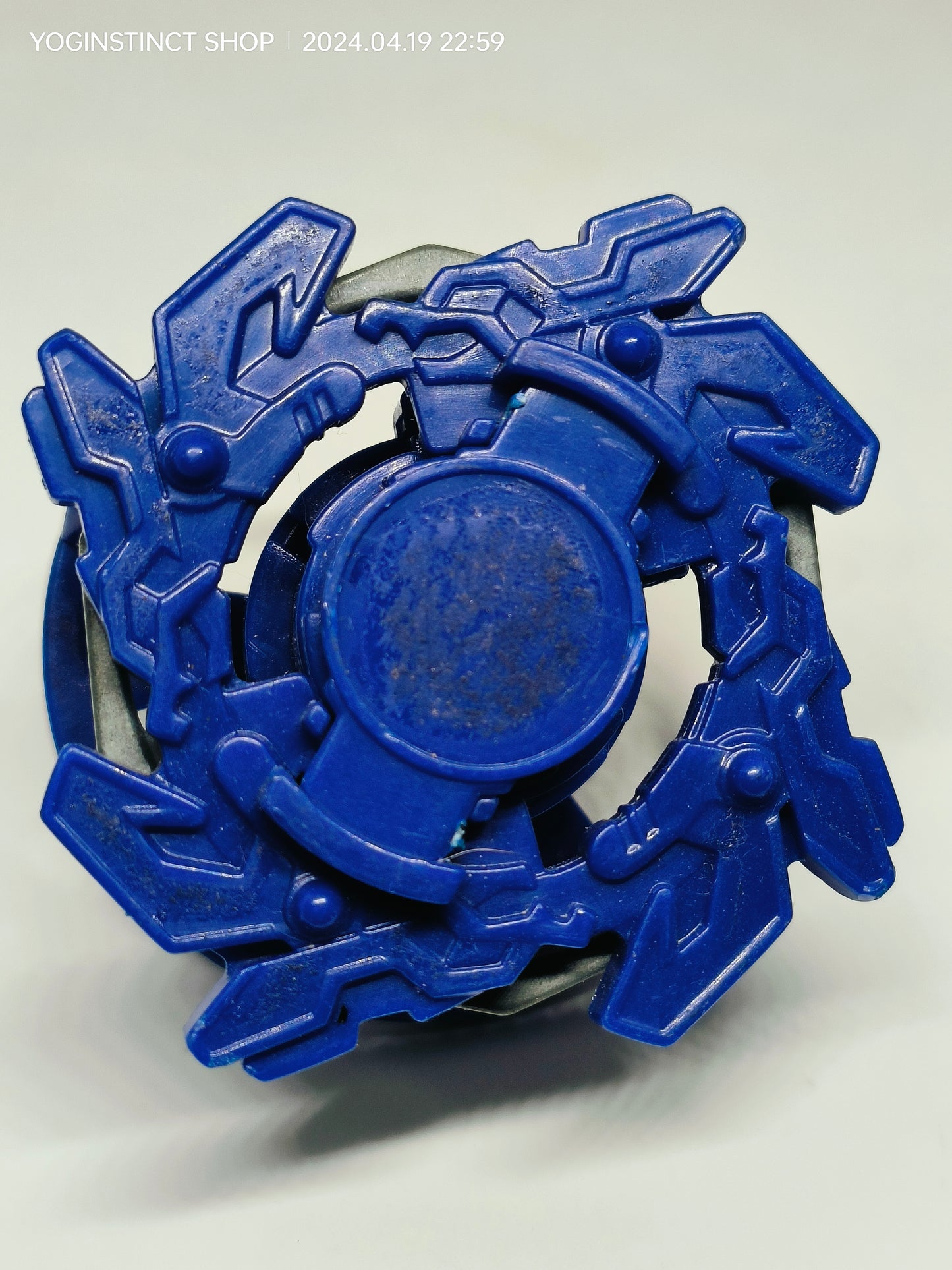 A-64 Cyber Dragoon  (A) - Takaratomy Beyblade: V-FORCE