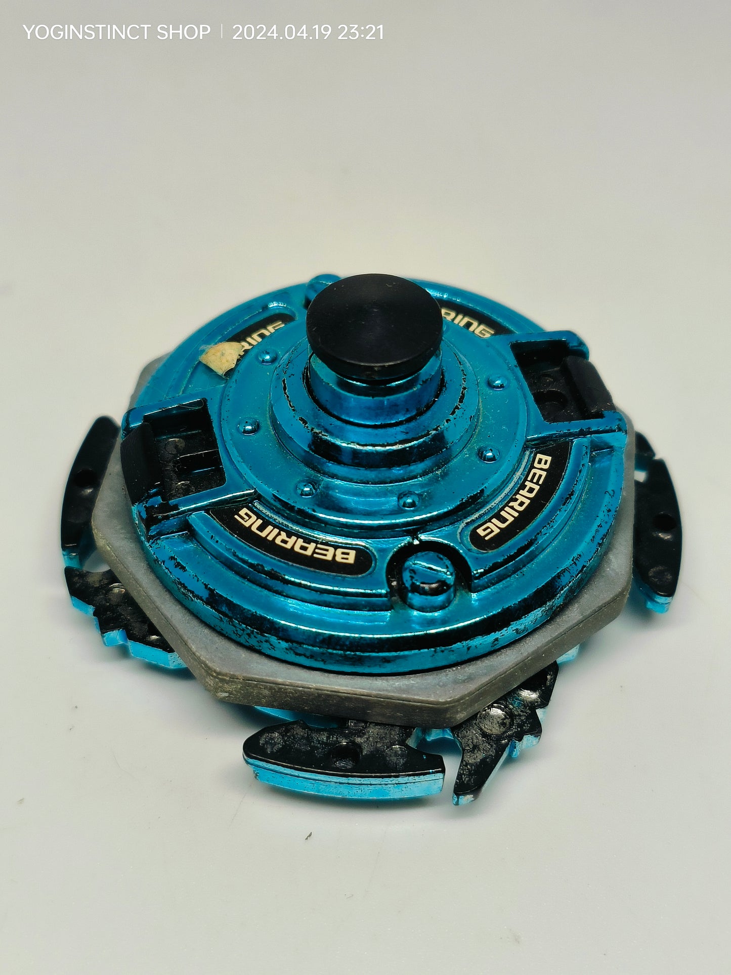 B-00 Wolborg - CoroCoro Limited Version (Metallic Blue and Silver) (B) - Takaratomy Beyblade: Shoot