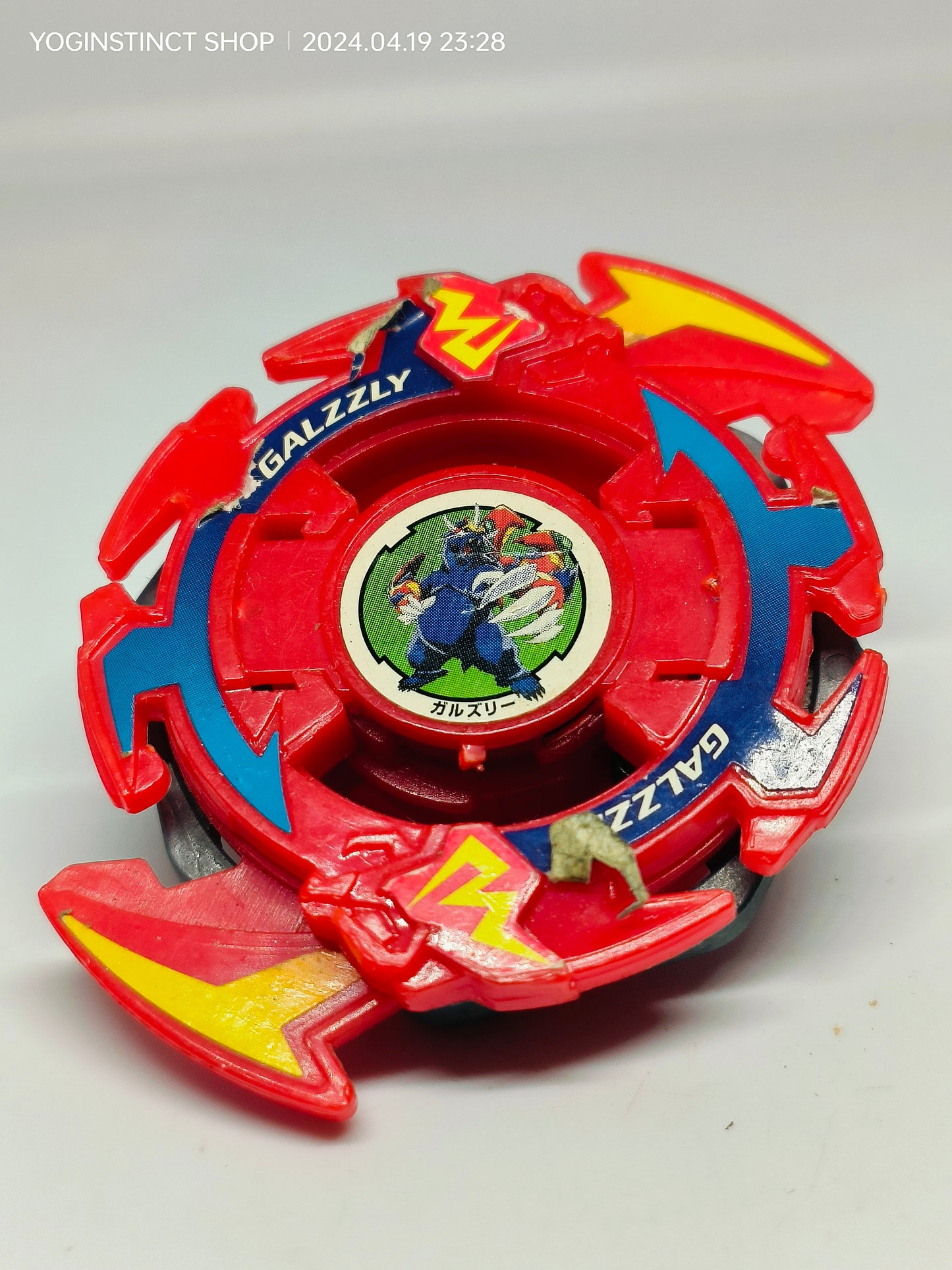 A-9 GALZZLY (C) - Takaratomy Beyblade: V-Force