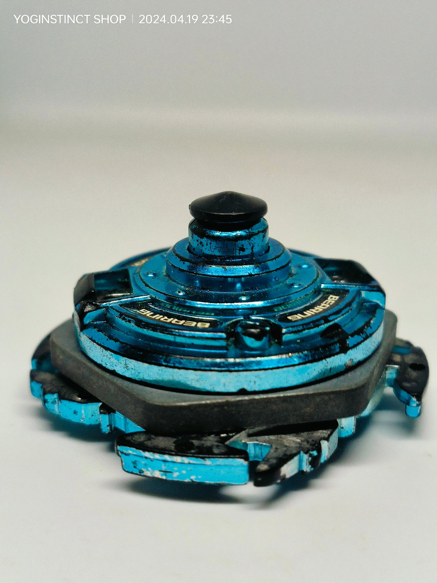 B-00 Wolborg - CoroCoro Limited Version (Metallic Blue and Silver) (C) - Takaratomy Beyblade: Shoot