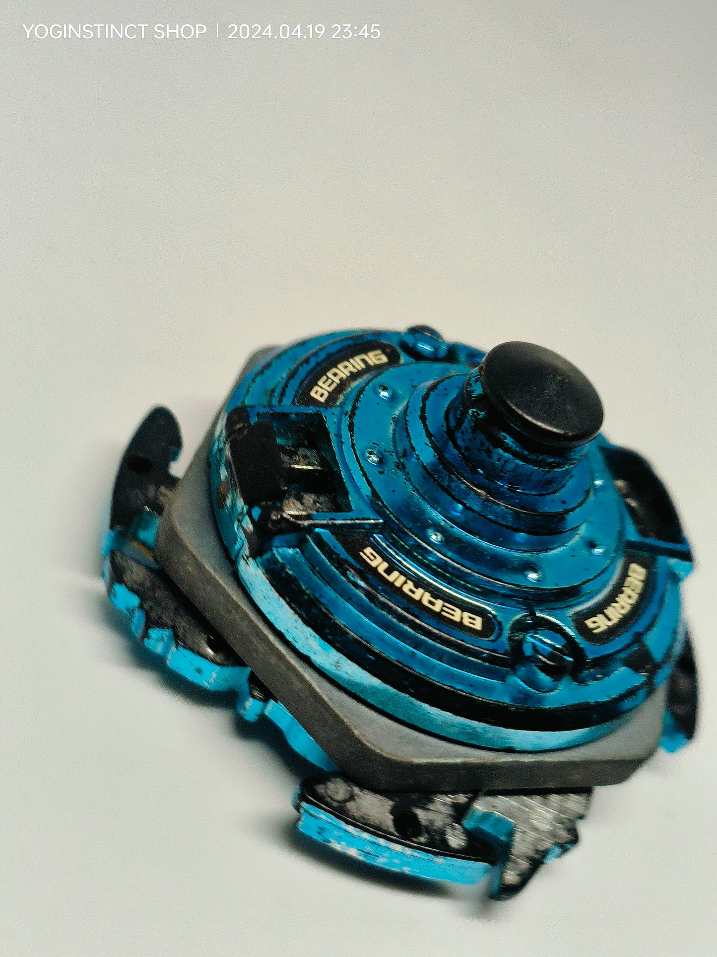 B-00 Wolborg - CoroCoro Limited Version (Metallic Blue and Silver) (C) - Takaratomy Beyblade: Shoot