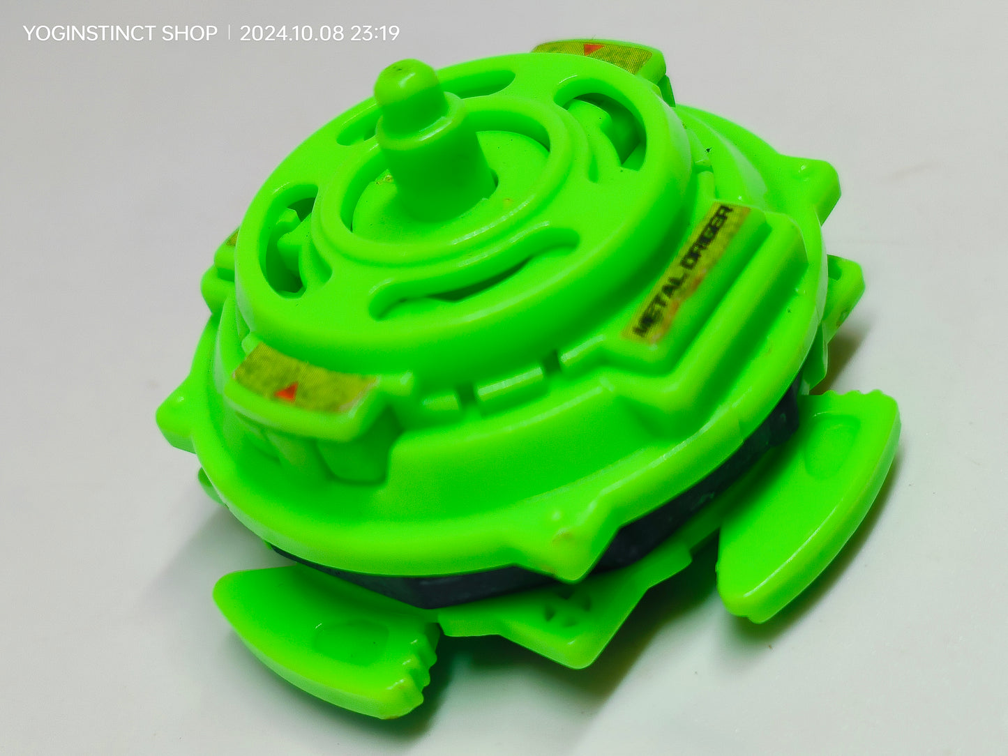 Metal Driger - (A) Takaratomy Beyblade plastic Generation