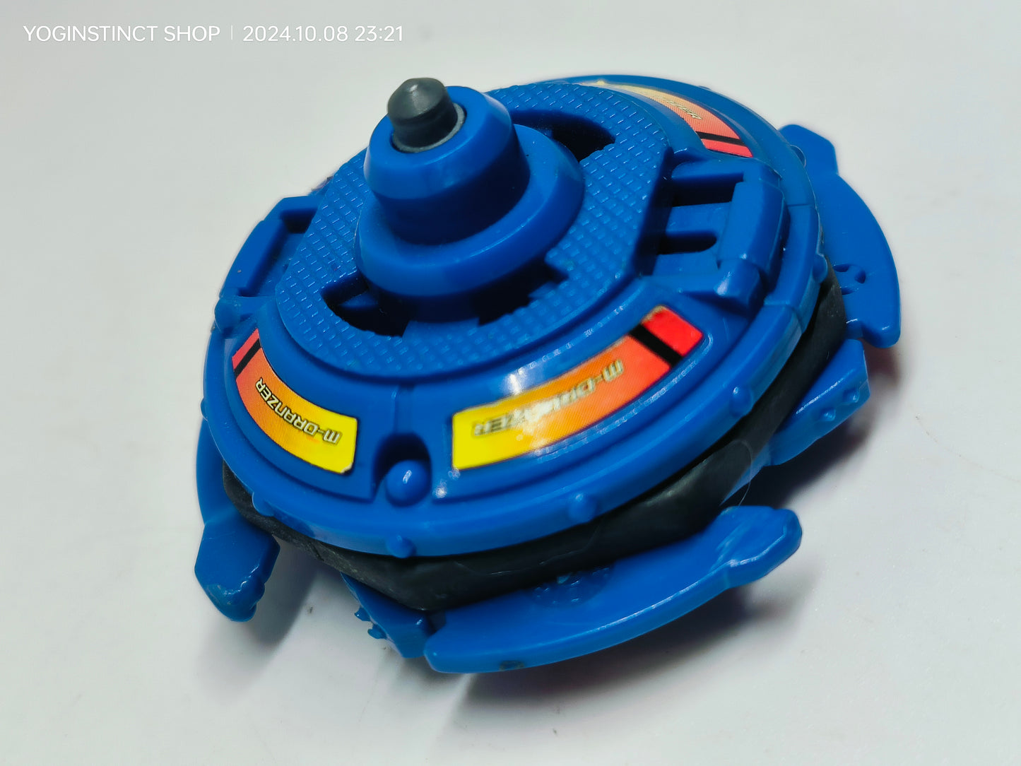 A-32  MASTER DRANZER (E) - Takaratomy Beyblade: Shoot