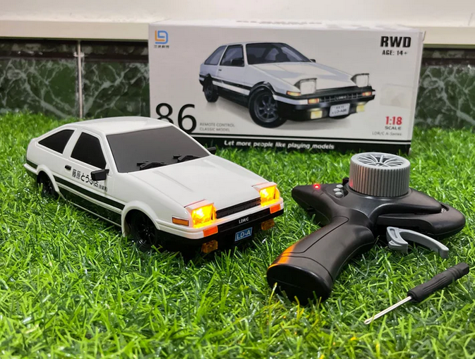 1/18 Drift Racing AE86 FS HSEV RC Car with Light System - Initial D