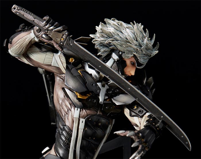 Play Arts - Metal Gear Rising Revengeance : Raiden