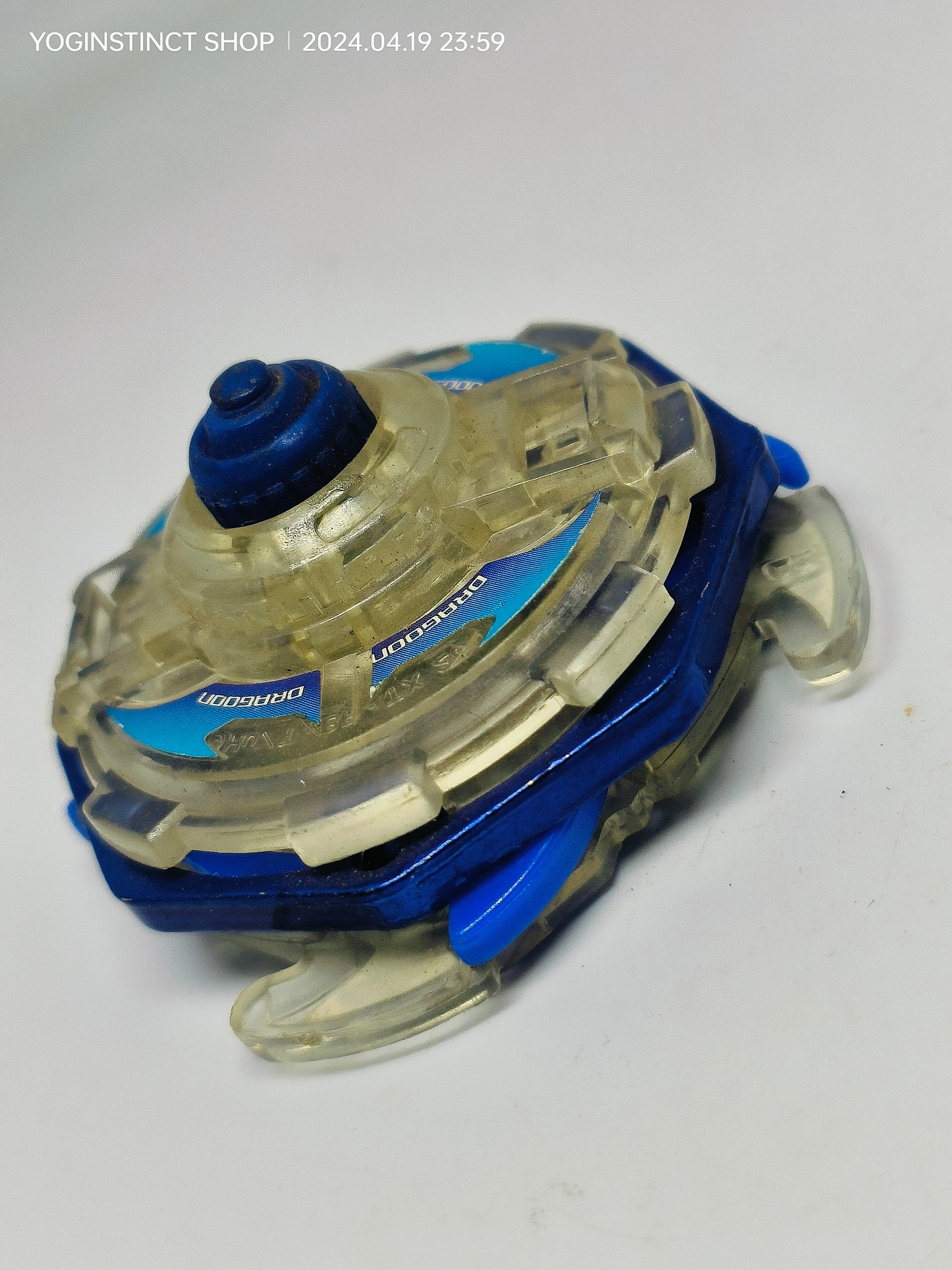 A-25 Dragoon F / Fantom / Fighter (F) - Dragoon F - Crystal Version - Takaratomy Beyblade: shoot