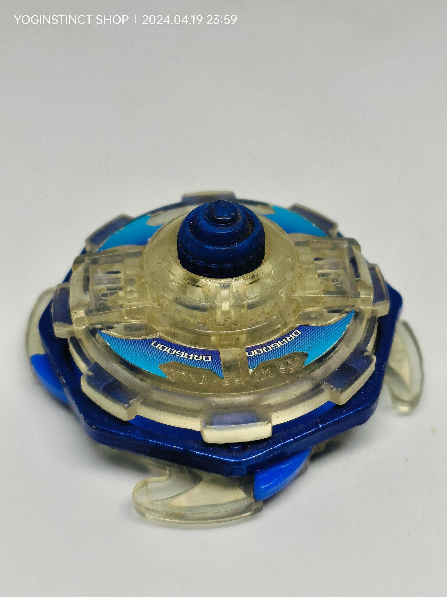 A-25 Dragoon F / Fantom / Fighter (F) - Dragoon F - Crystal Version - Takaratomy Beyblade: shoot